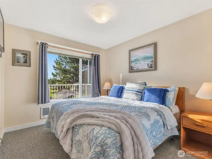 Bedroom (unit 420) with King-size bed.