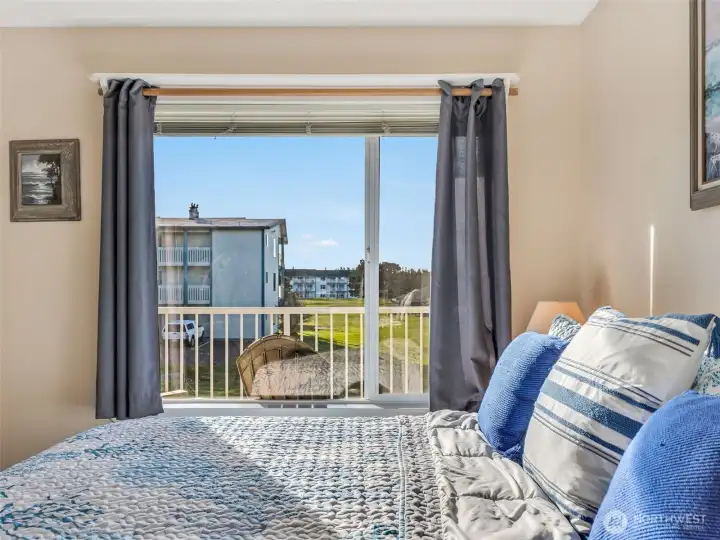Bedroom (unit 420) with King-size bed.