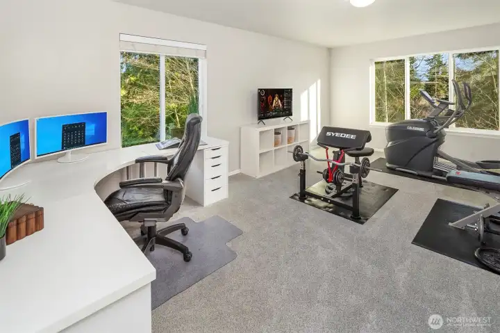 Large bonus room upstairs