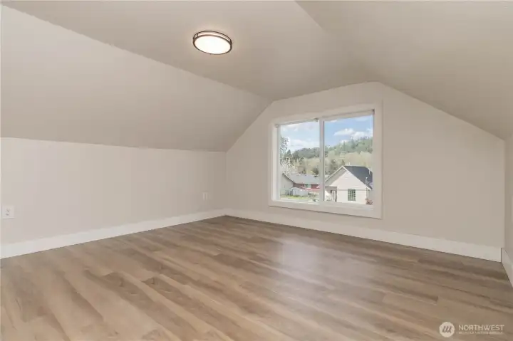 Bedroom 2 with mountain view