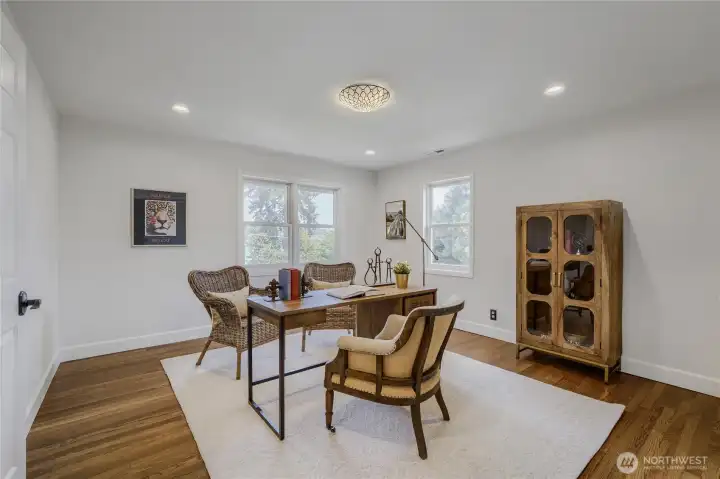 The NW bedroom also makes for the ideal office. Enjoy the incredible lake view from here.