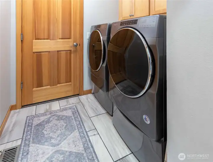 Laundry on Main