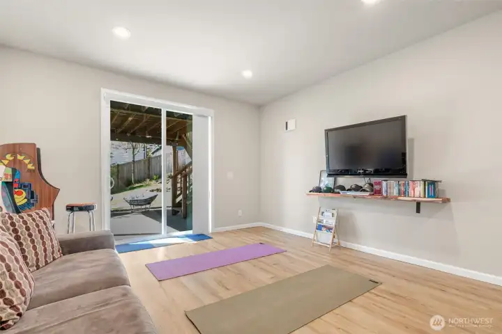 Lower level yoga space, gym space, office space, rec room - your choice!