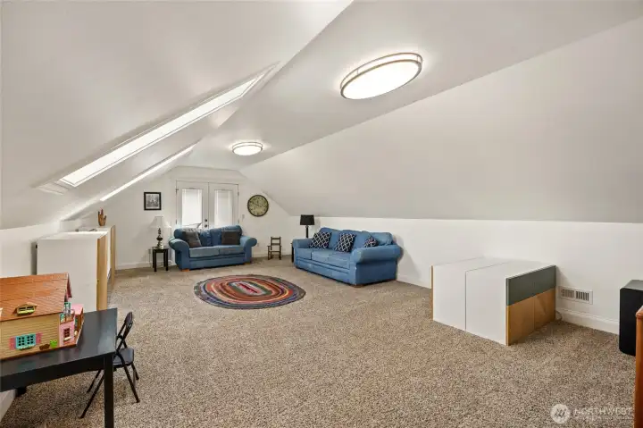 Upper Living Area