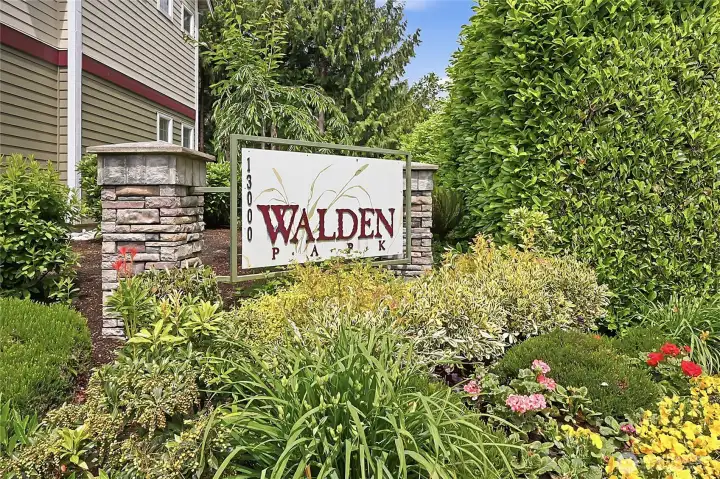 Walden Park is a well maintained community that features an athletic court, ample guest parking and beautiful, mature landscaping. Conveniently located with easy access to I5, Hwy 99 & Light Rail.