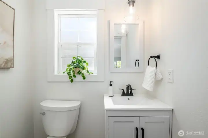 This updated half-bath is conveniently located on the main level.