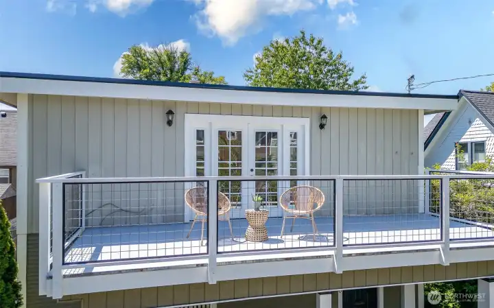 This deck, rebuilt in 2021, is perfect for solo time or to enjoy with friends.