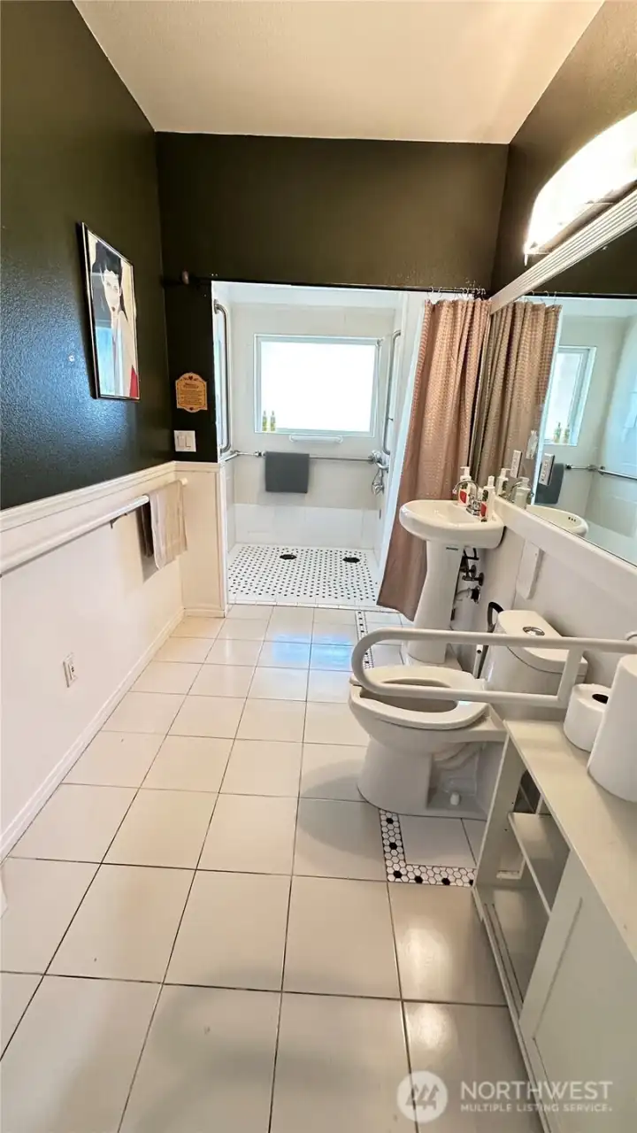 HALL BATHROOM ADA APPROVED