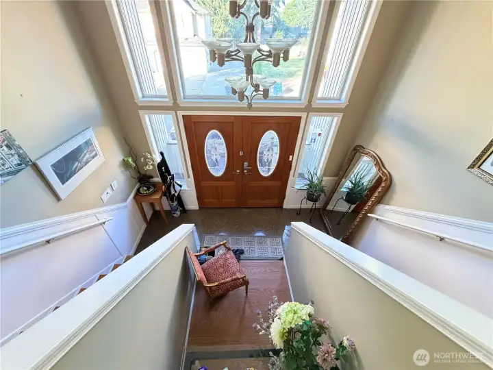 SECOND FLOOR ENTRY