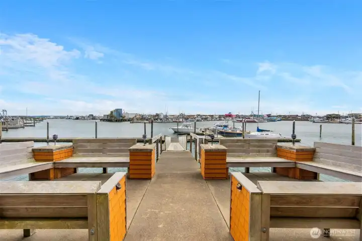 Dock