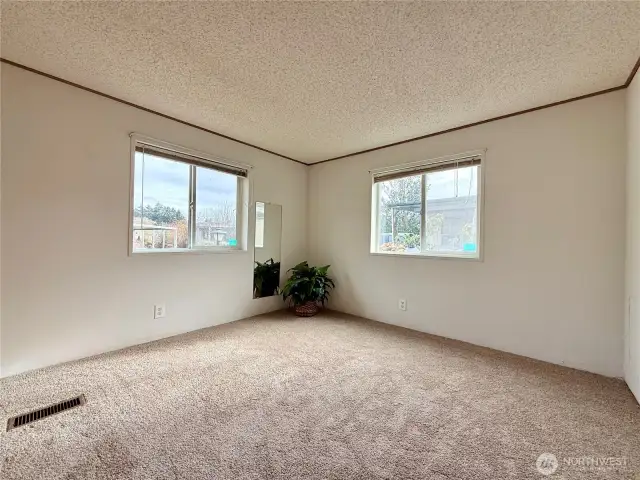 Guest bedroom 2