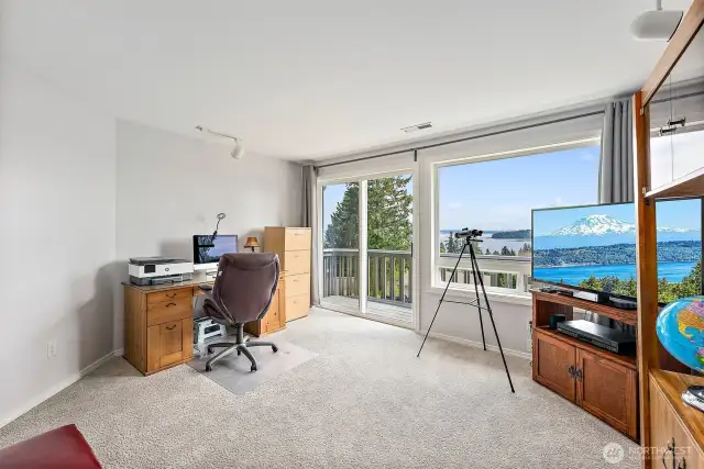 office/den