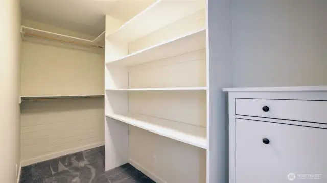 Master Walk In Closet