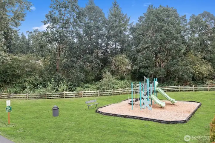 Community play area just a few houses down.