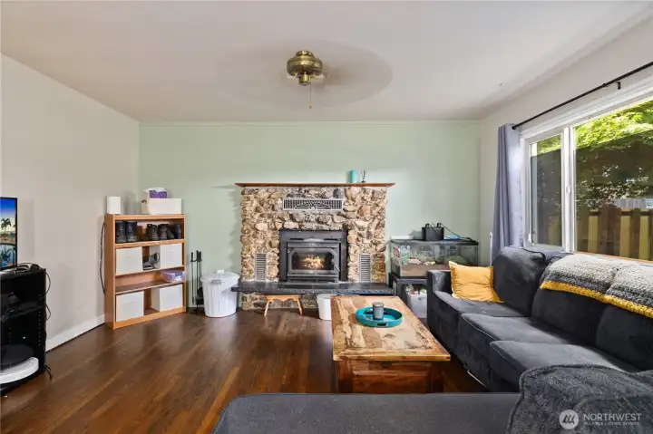 Cozy & inviting living room. Recently refreshed interior paint.