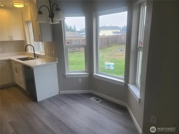 Eating nook in the kitchen