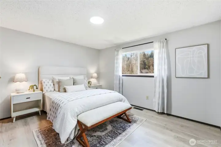 Upstairs Primary bedroom