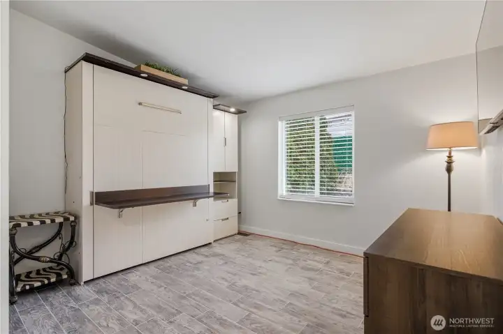 Second Bedroom with murphy turned into desk