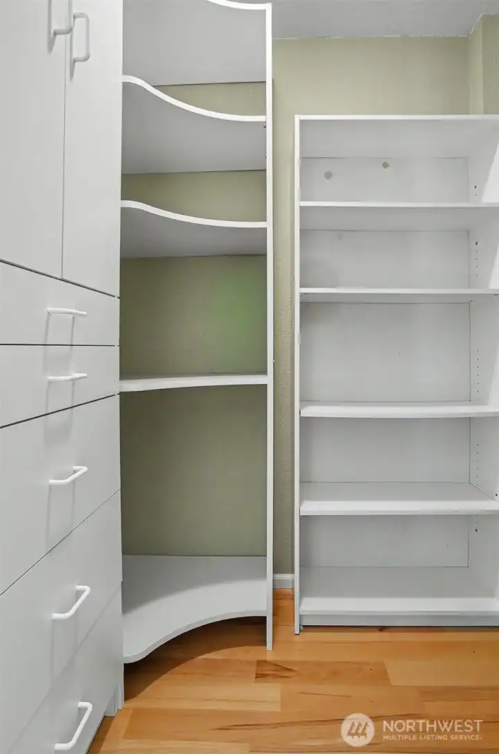 Plus a walk-in pantry!