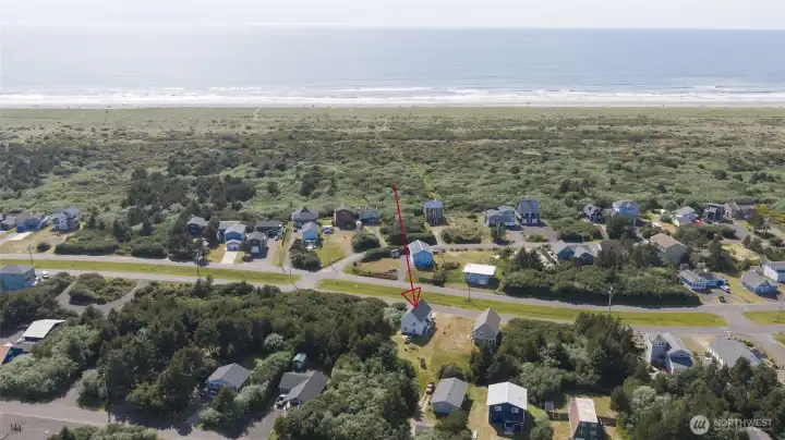 This home is located between Sand Dune SW and Butterclam. Butterclam is on one end of the off-lease dog beach entrance.