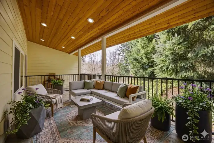 Virtually staged front porch Virtually staged front porch