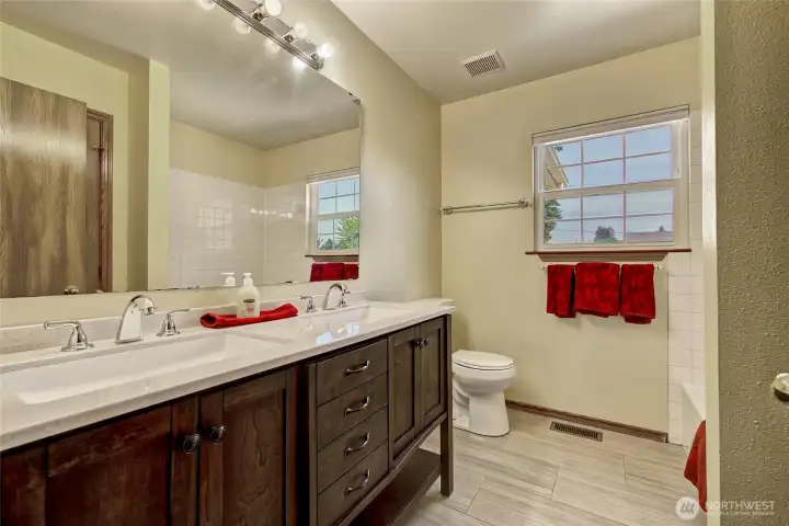 Full Size Primary Bath