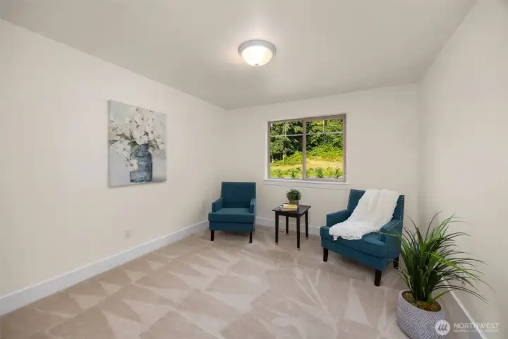 5th Bedroom or Office: Flex Space