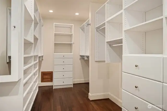 The primary closet is the perfect host for all of your fashion and accessories.