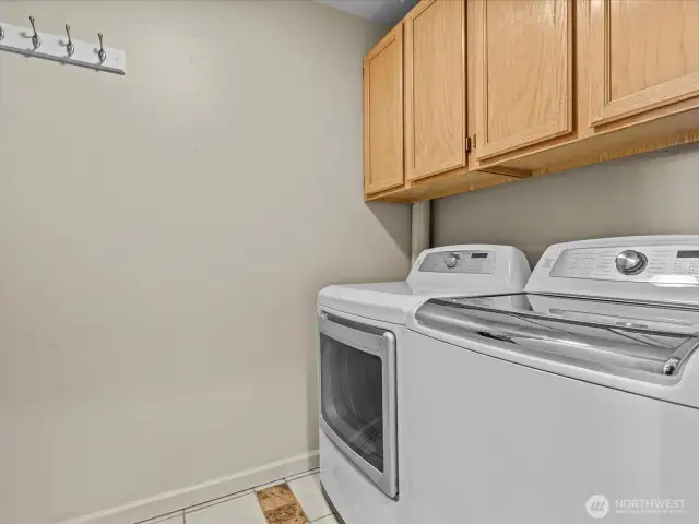 laundry -washer dryer stay