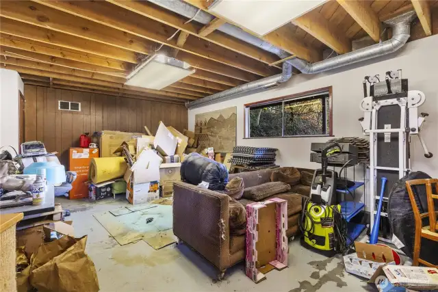Lots of Possibilities on lower level room can be converted to bedroom, family room or MIL space