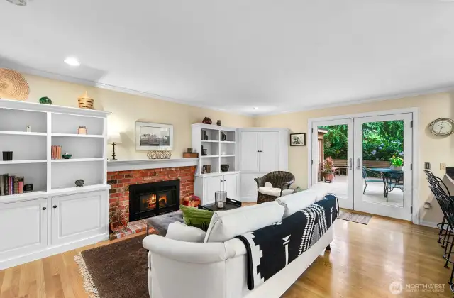 family room off of kitchen