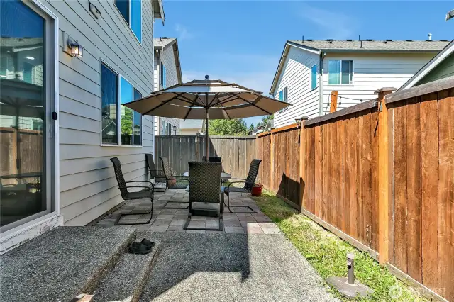 Cozy back yard