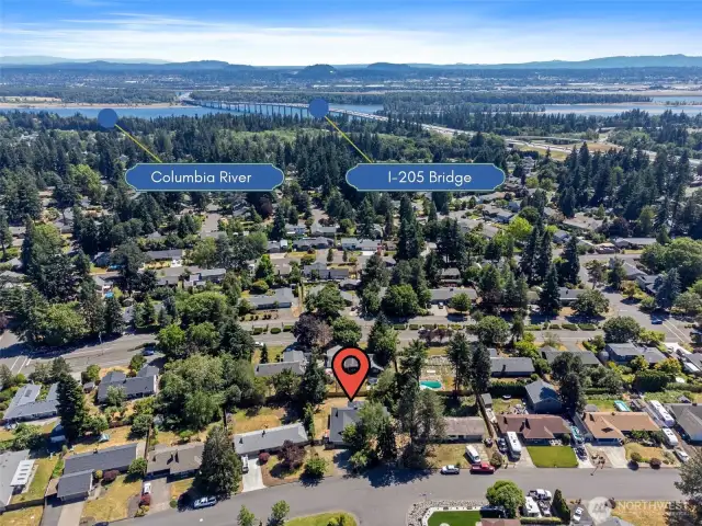 Minutes from I-205 Bridge