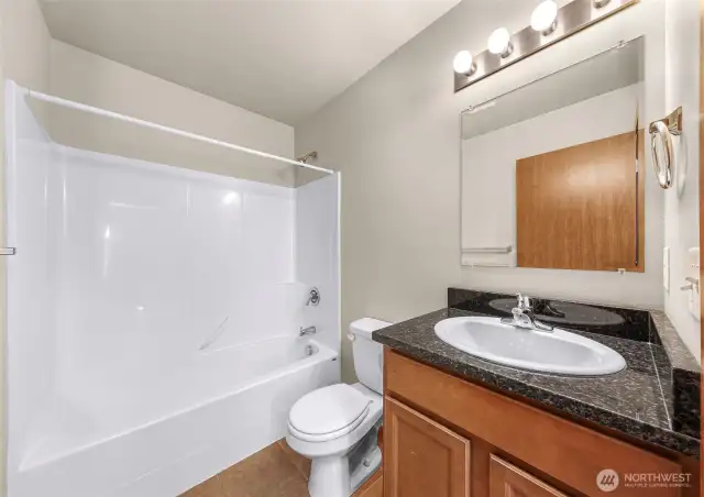 Full Bath - 2 upper level