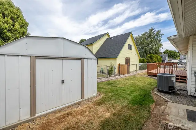 Storage shed