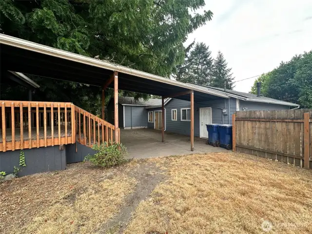 Breezeway to rambler