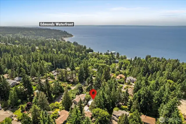 Perfectly situated between Edmonds and Mukilteo, offering easy access to both waterfronts, ferries, and seaside amenities—where sunsets, waterfront dining, and coastal experiences meet everyday convenience.