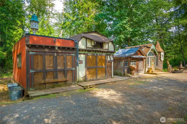 Out Buildings, Chicken Coops