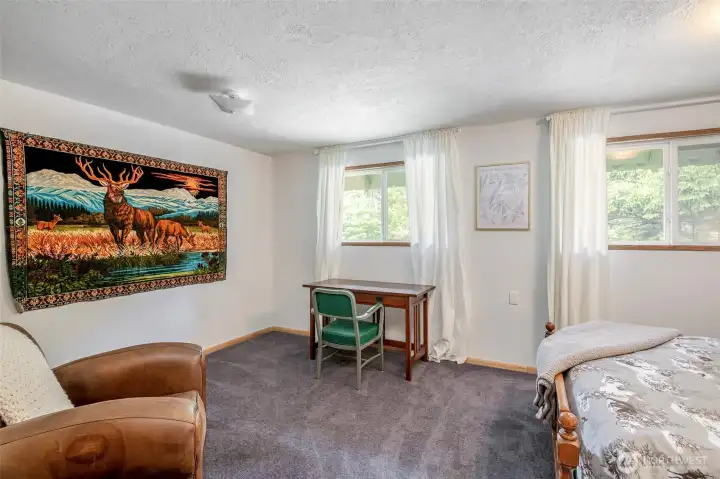 Why work from home, when you could work from Packwood?!