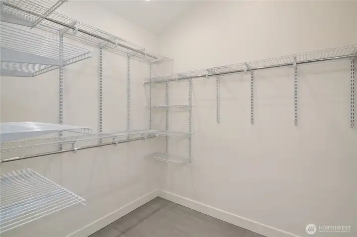 walk in closet walk in closet