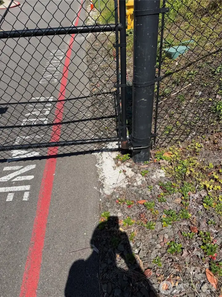This gate post is the approximate location of the SE corner. This gate post is the approximate location of the SE corner.