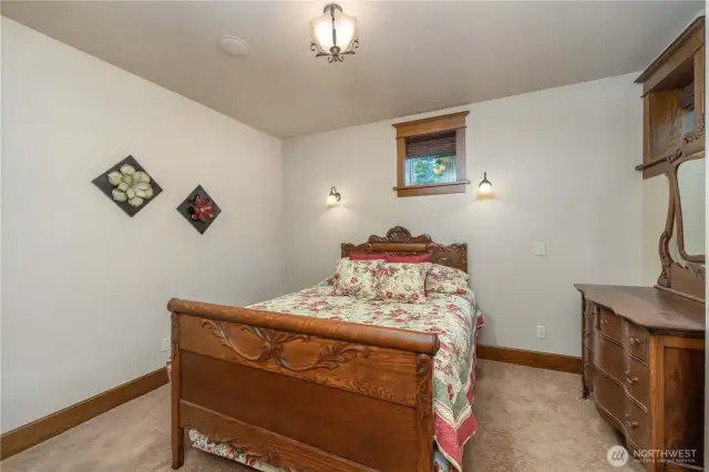 GUEST BEDROOM OR BONUS ROOM IN BASEMENT