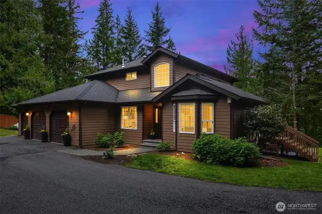 If privacy is what you are looking for, this home is IT!! You feel completely disconnected from the rest of the world, yet only 5 minutes from shopping, etc. Go East about 30 minutes to the snow, and West 30 minutes to Seattle!