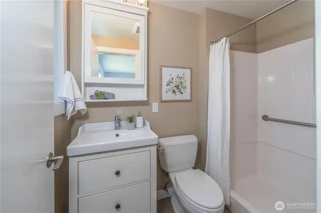 3/4 that with easy access shower w/ grab bar.