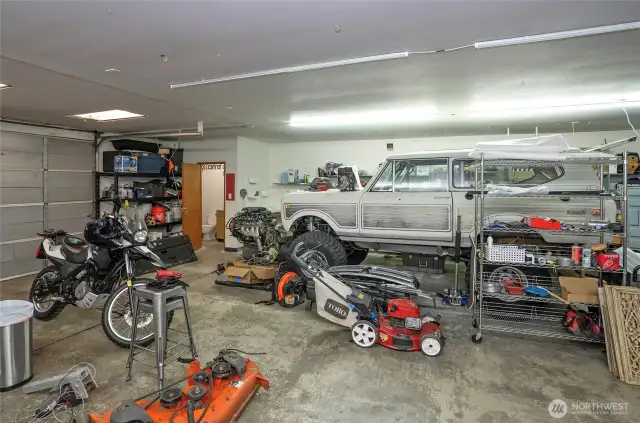 Mechanic Garage #1