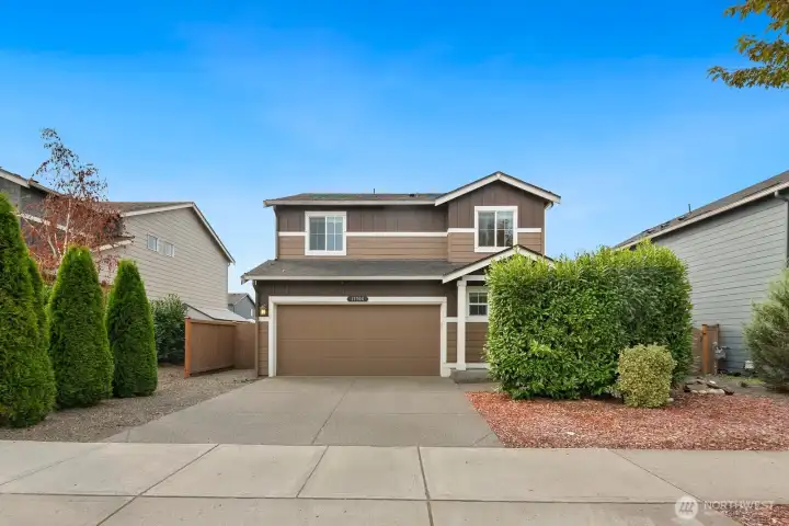 Welcome to 17704 Maple St.
