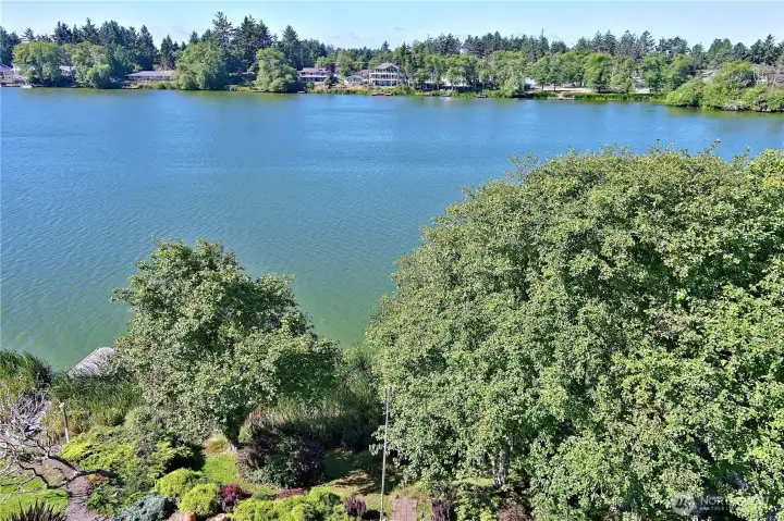 LAKE FRONT