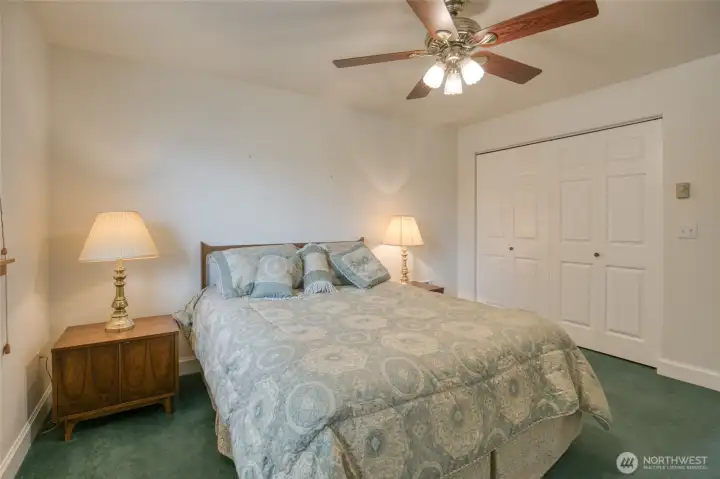 2nd floor bedroom