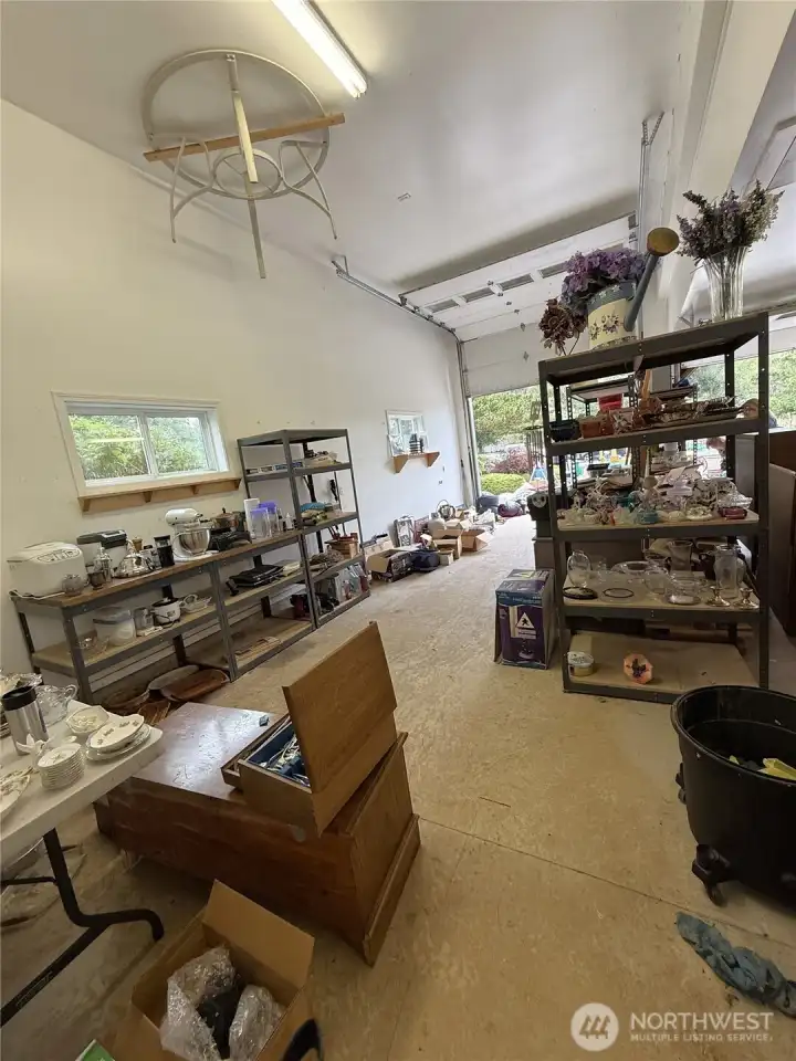 30' DEEP RV GARAGE STALL