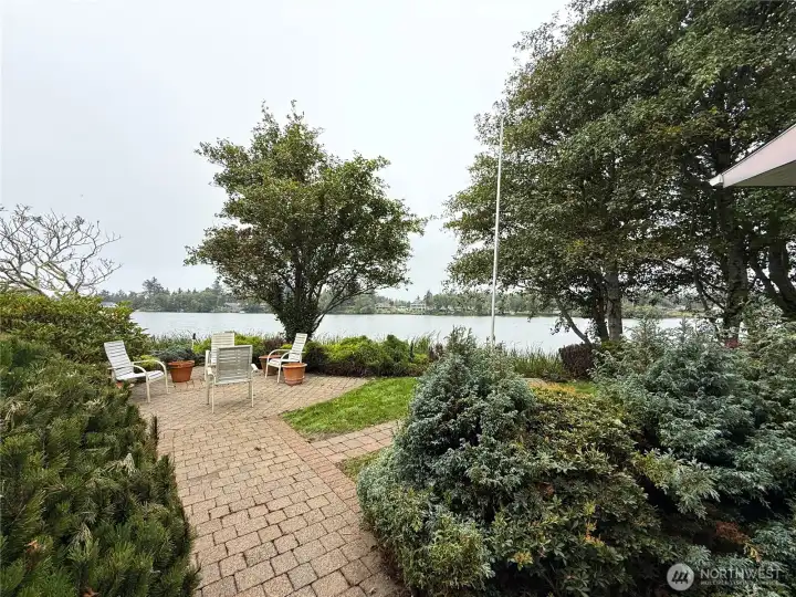 FLAGSTONE PATIO OVERLOOKING LAKE